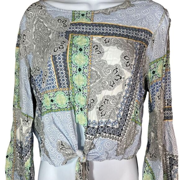Altar’d State Boho Tie Front Bell Sleeve Blouse Size Small - Picture 2 of 7